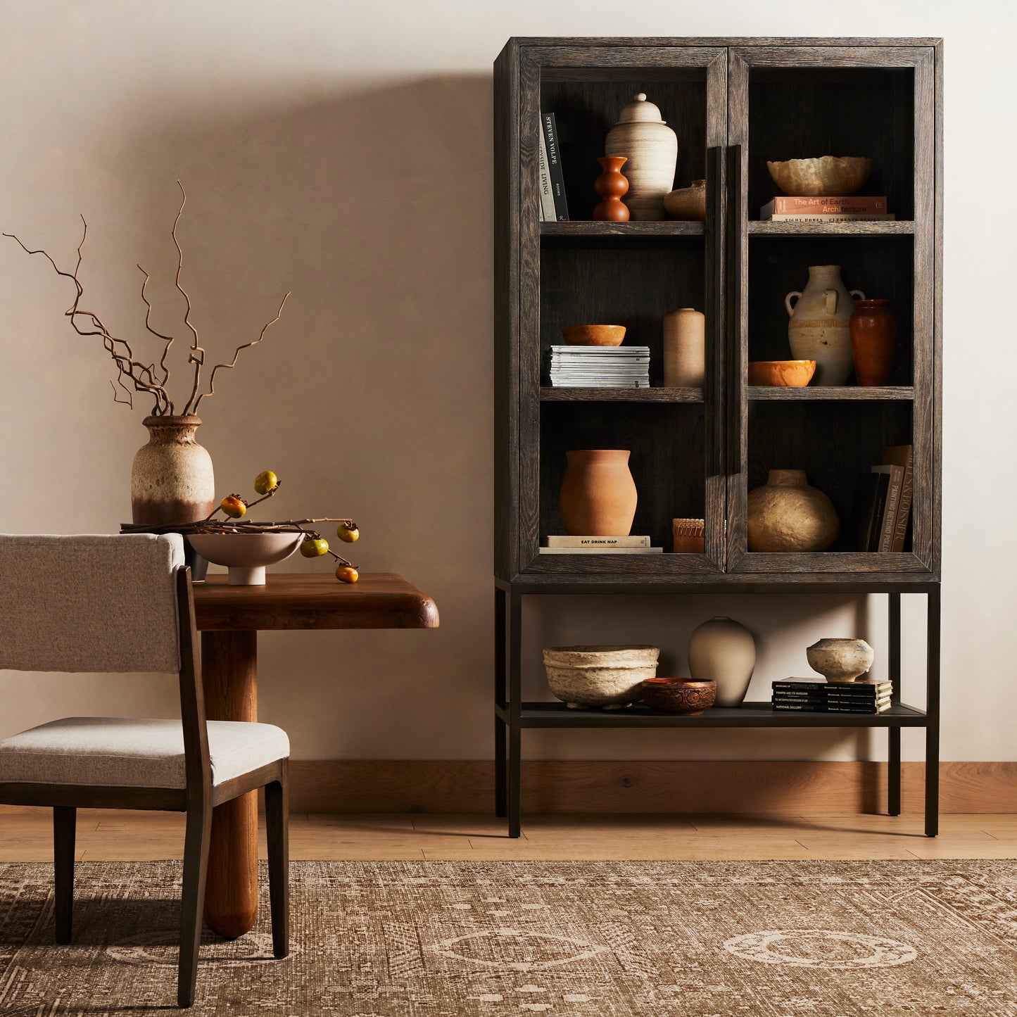 Isaak Cabinet