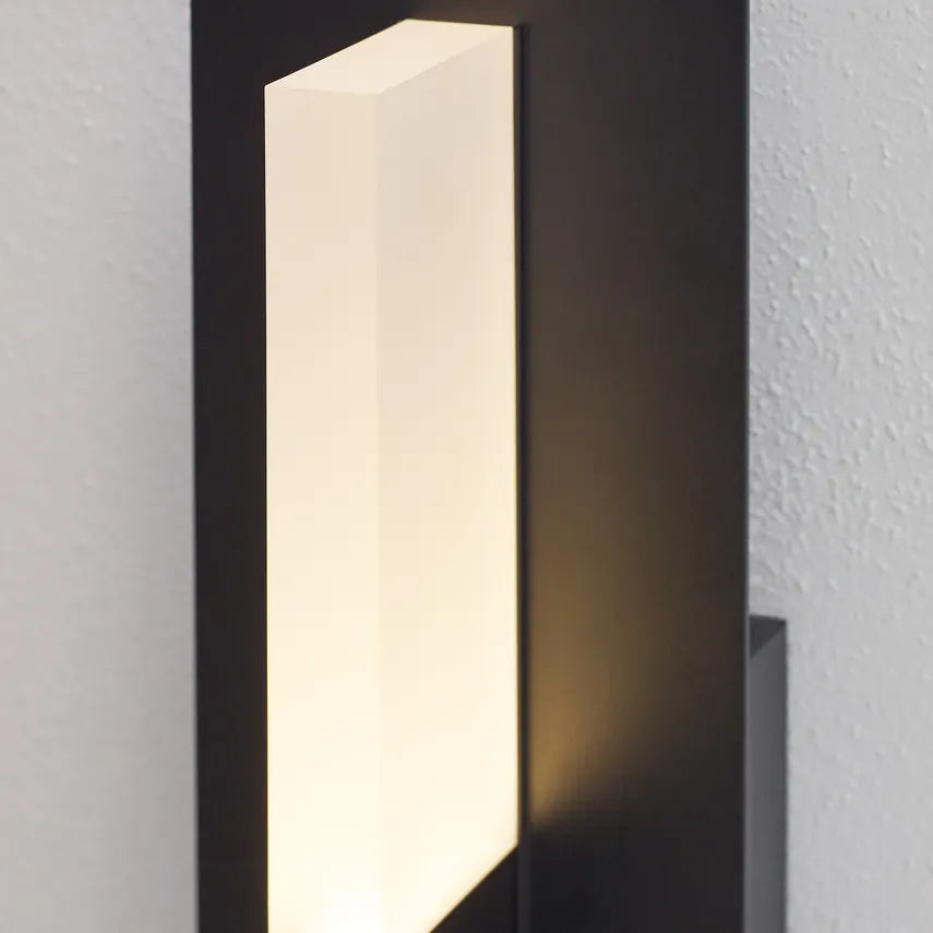 Lyft 18 Outdoor Wall Sconce