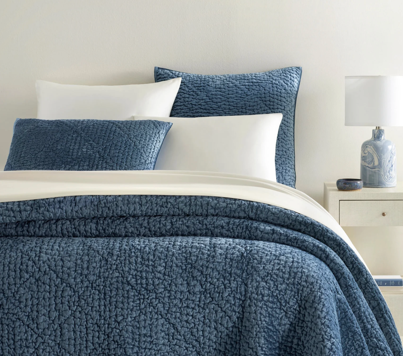 Parisienne Velvet Quilt