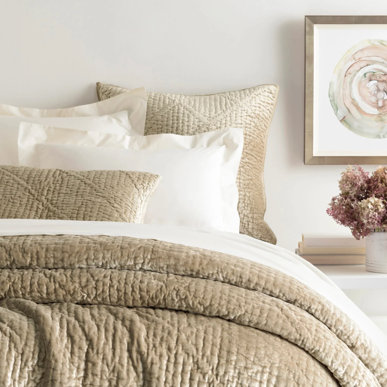 Parisienne Velvet Quilt