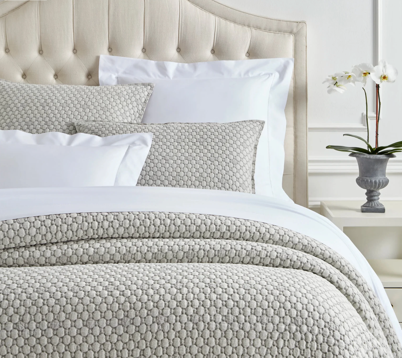 Lodi Matelasse Coverlet