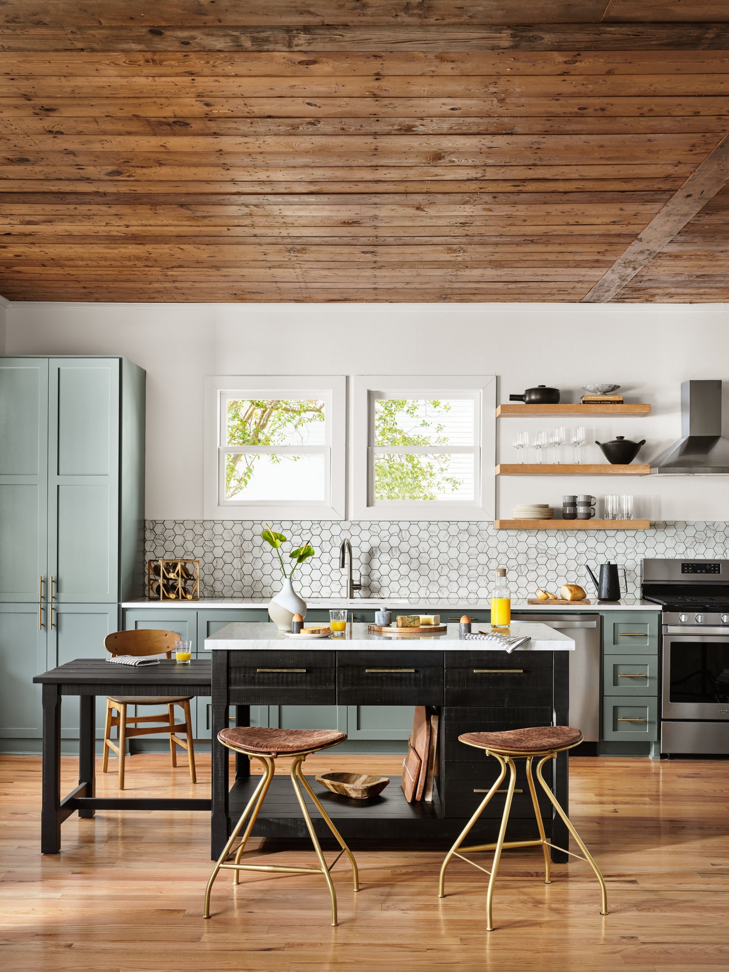 Ian Kitchen Island