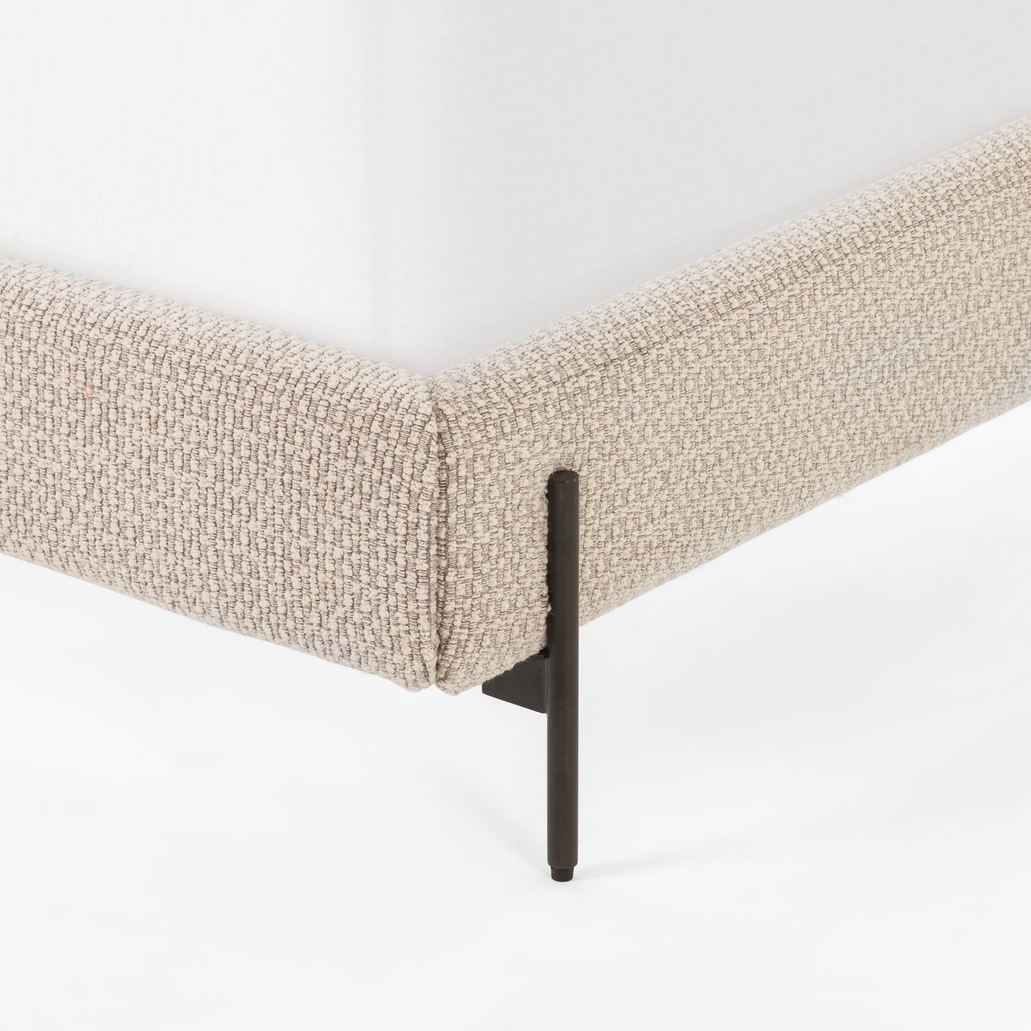 Dobson Bed-Perin Oatmeal-King