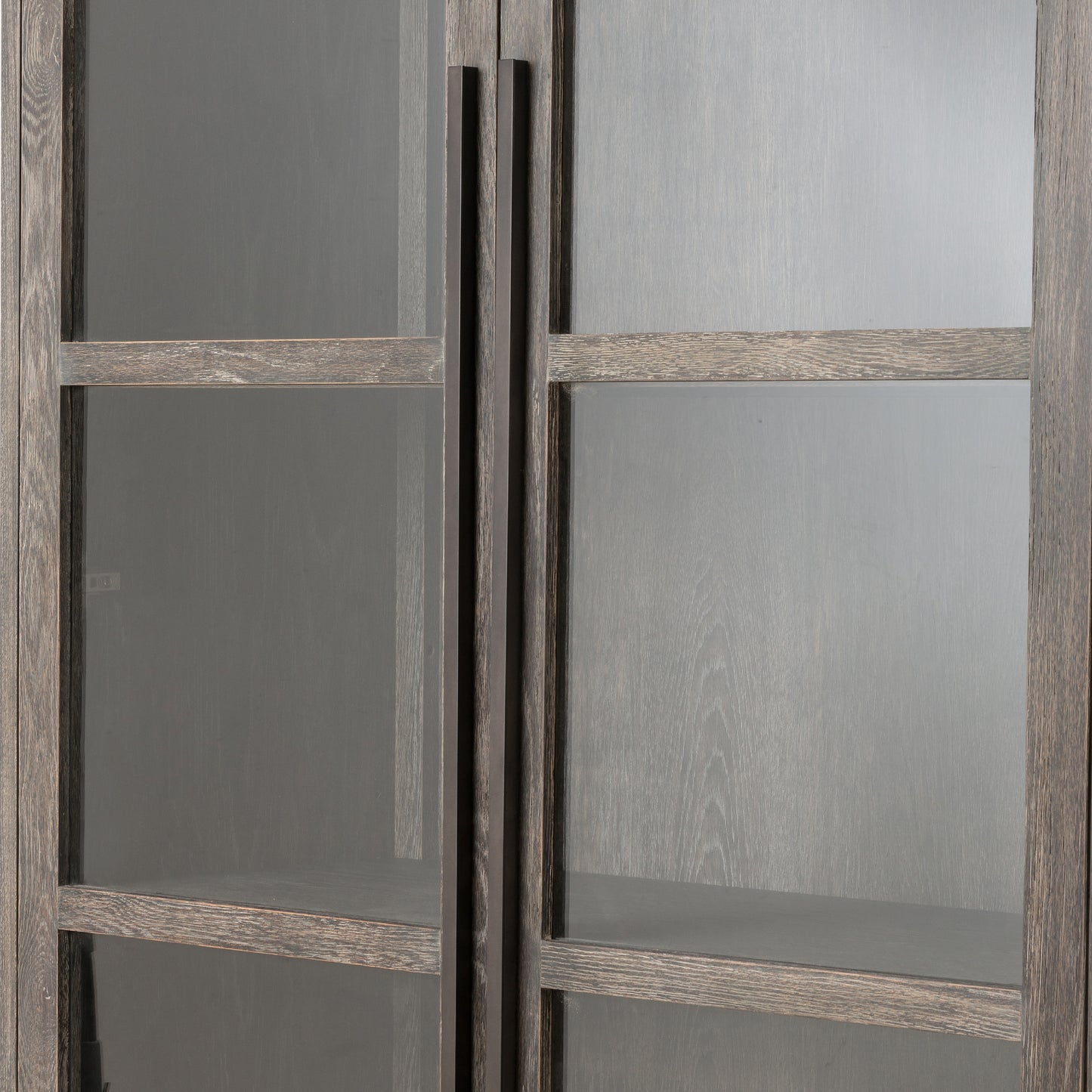 Isaak Cabinet